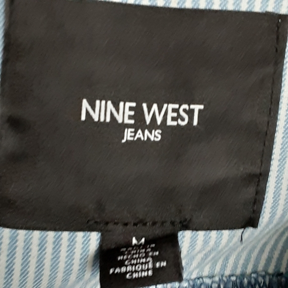 NWT Striped Jean Jacket Size Medium - Picture 11 of 16